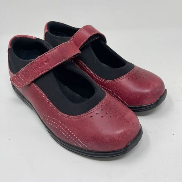 Drew Rose Women's Cushioned Mary Jane Shoes Closed Toe Leather Red 6.5 - Picture 1 of 9